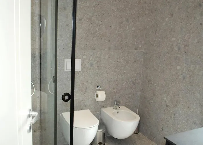 Διαμέρισμα Lindi's 8/2 Τίρανα